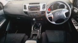 
										2015 Toyota Fortuner 2.5D-4D RB full									