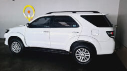 
										2015 Toyota Fortuner 2.5D-4D RB full									