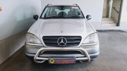 
										1999 Mercedes-Benz ML320 full									