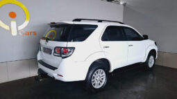 
										2015 Toyota Fortuner 2.5D-4D RB full									