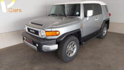 
										2012 Toyota Land Cruiser FJ 4.0 V6 full									