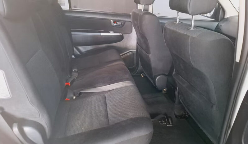 
								2015 Toyota Fortuner 2.5D-4D RB full									
