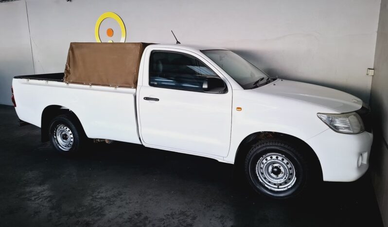 
								2014 Toyota Hilux 2.0 VVT-i Single Cab full									