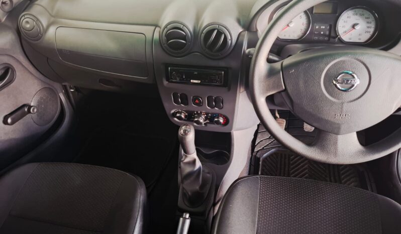 
								2018 Nissan NP200 1.6i A/C Safety Pack full									