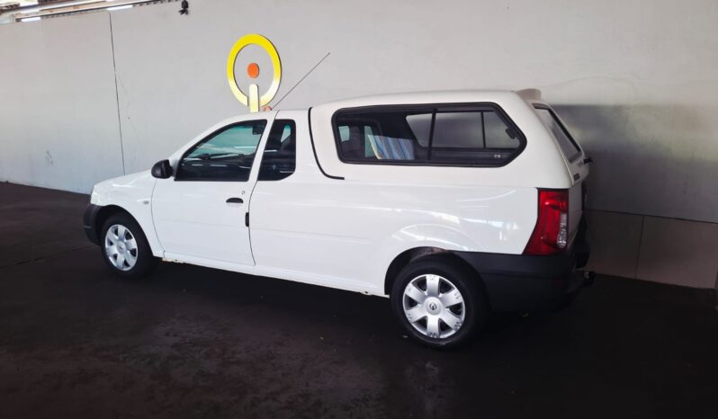 
								2018 Nissan NP200 1.6i A/C Safety Pack full									