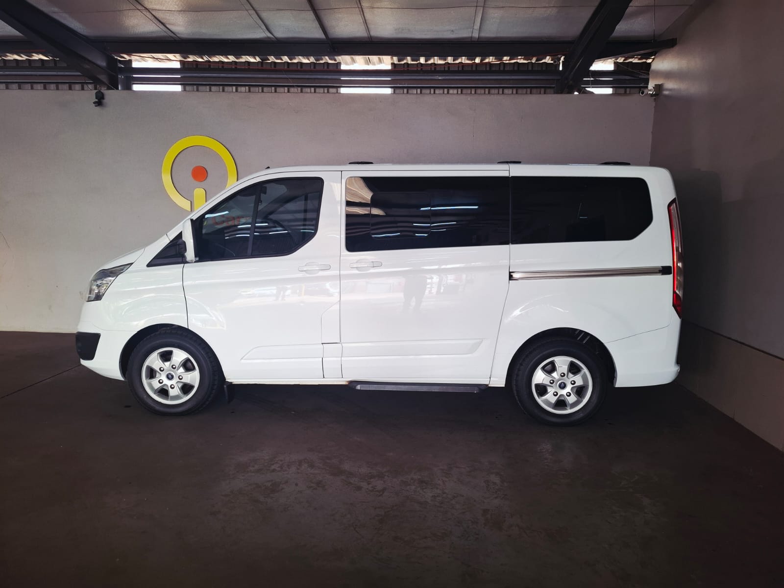 2016 Ford Tourneo Custom 2.2 TDCi LTD