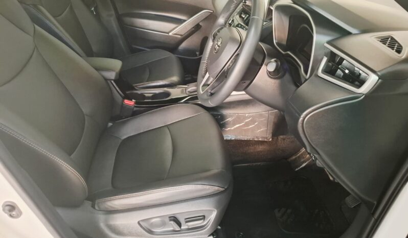 
								2024 Toyota Corolla Cross 1.8 XR full									
