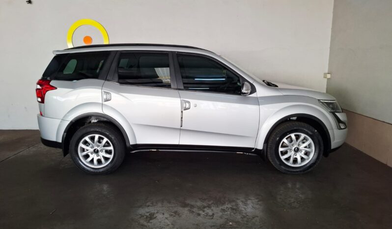 
								2019 Mahindra XUV500 2.2D MHawk W6 7 Seat A/T full									
