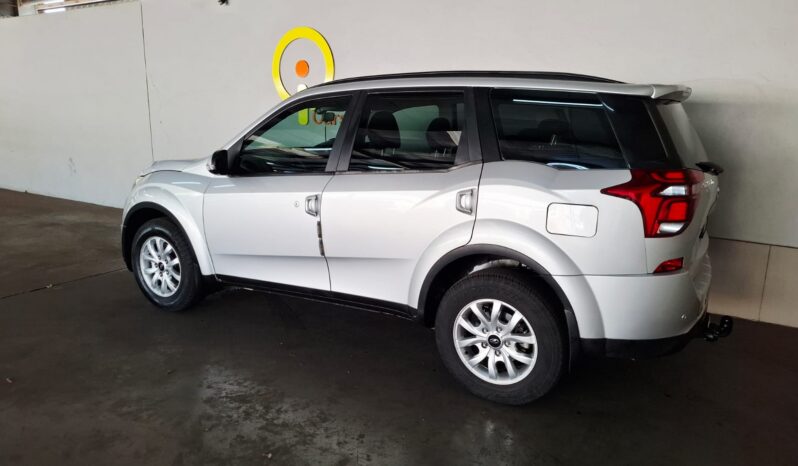 
								2019 Mahindra XUV500 2.2D MHawk W6 7 Seat A/T full									