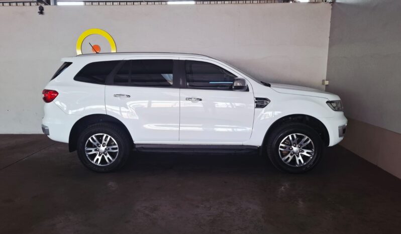 
								2019 Ford Everest 2.0D A/T full									
