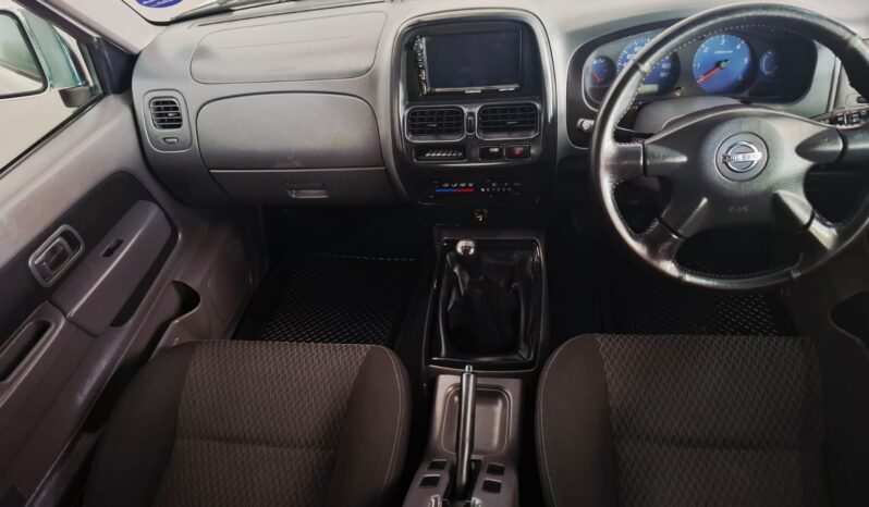 
								2018 Nissan NP300 2.5 TDi Hardbody Double Cab full									