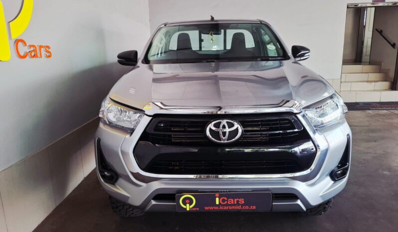 
								2023 Toyota Hilux 2.4 GD-6 Raider S/C 4×4 A/T full									