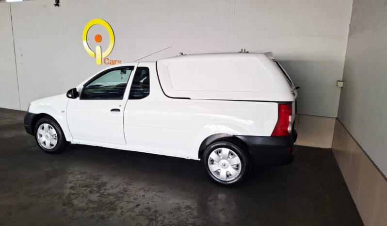 
								2015 Nissan NP200 1.6i A/C full									
