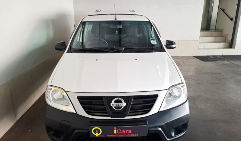 
								2015 Nissan NP200 1.6i A/C full									