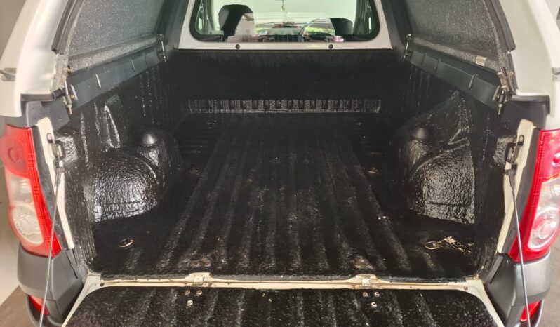 
								2015 Nissan NP200 1.6i A/C full									