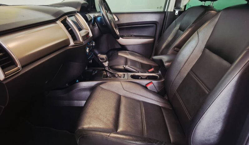 
								2019 Ford Everest 2.0D A/T full									