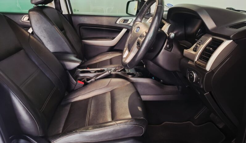 
								2019 Ford Everest 2.0D A/T full									