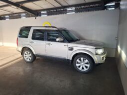 
										2015 Land Rover Discovery 4 SDV6 SE full									