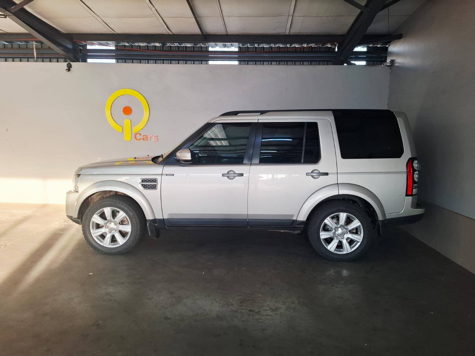 2015 Land Rover Discovery 4 SDV6 SE