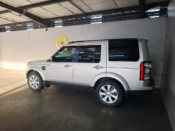 
										2015 Land Rover Discovery 4 SDV6 SE full									