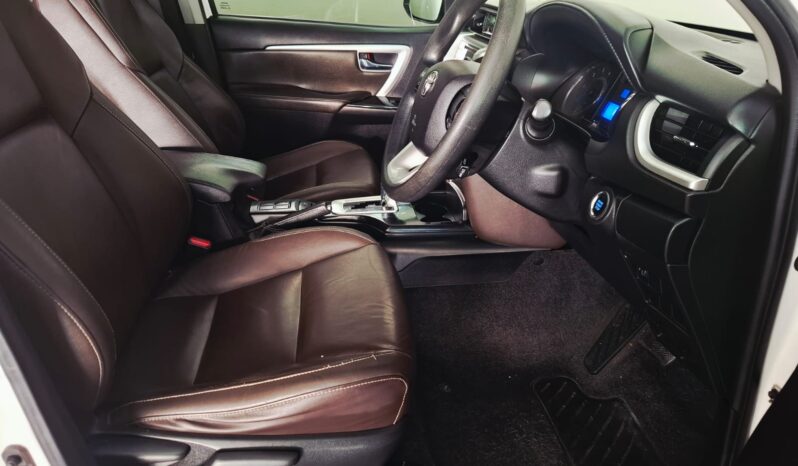 
								2018 Toyota Fortuner 2.4 GD-6 4×4 A/T full									