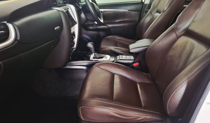
								2018 Toyota Fortuner 2.4 GD-6 4×4 A/T full									