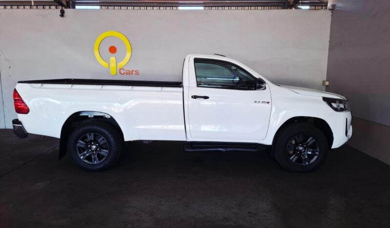
								2023 Toyota Hilux 2.4 GD-6 Raider S/C 4×4 full									