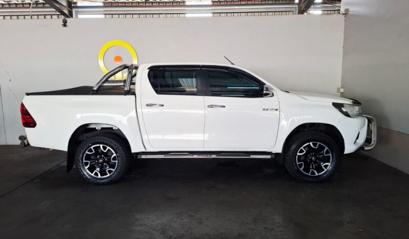 
								2017 Toyota Hilux 2.8 GD-6 Raider RB D/C A/T full									