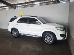 
										2013 Toyota Fortuner 3.0 D-4D 4×4 A/T LTD full									