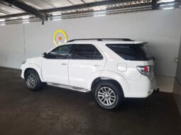 
										2013 Toyota Fortuner 3.0 D-4D 4×4 A/T LTD full									