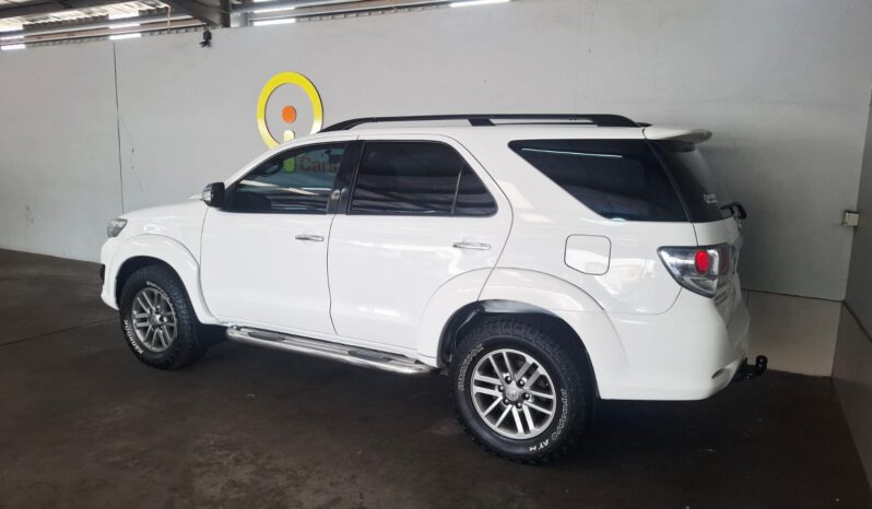 
								2013 Toyota Fortuner 3.0 D-4D 4×4 A/T LTD full									