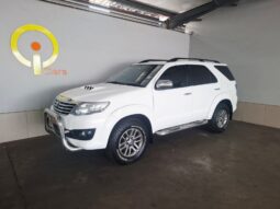 
										2013 Toyota Fortuner 3.0 D-4D 4×4 A/T LTD full									