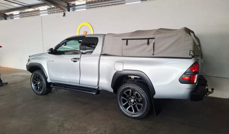 
								2019 Toyota Hilux 2.8 GD-6 Raider Xtra Cab 4×4 full									