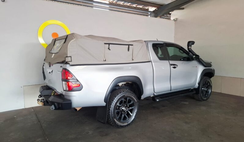 
								2019 Toyota Hilux 2.8 GD-6 Raider Xtra Cab 4×4 full									