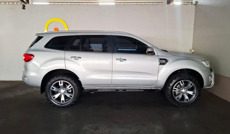 
								2019 Ford Everest 3.2 TDCi LTD 4×4 A/T full									