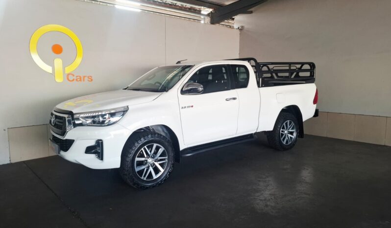 
								2019 TOYOTA HILUX 2.8 GD-6 RAIDER E/CAB 4×4 A/T full									