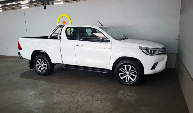 
								2018 TOYOTA HILUX 2.8 GD-6 RAIDER E/CAB 4×4 A/T full									