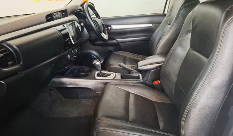 
								2018 TOYOTA HILUX 2.8 GD-6 RAIDER E/CAB 4×4 A/T full									
