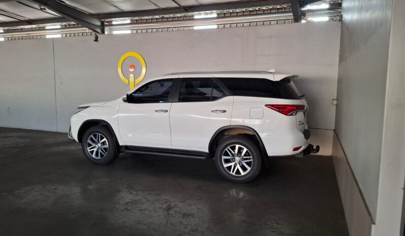 
								2018 Toyota Fortuner 2.8 GD-6 RB A/T full									