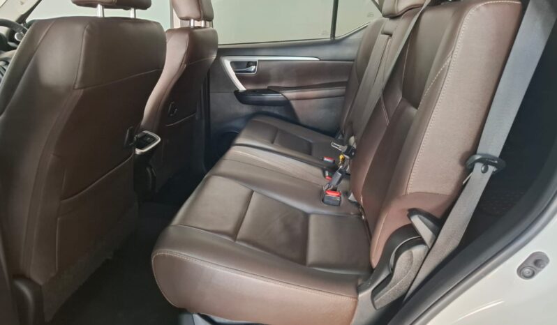 
								2018 Toyota Fortuner 2.8 GD-6 RB A/T full									