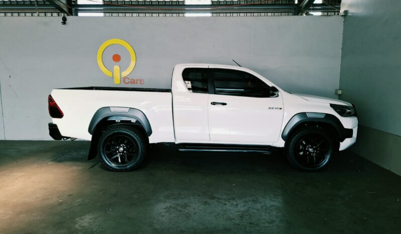 
								2021 Toyota Hilux 2.8 GD-6 Legend X/Cab 4×2 Manual full									